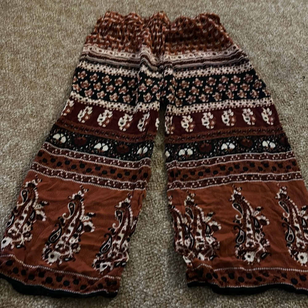 Comfy pants from earthbound